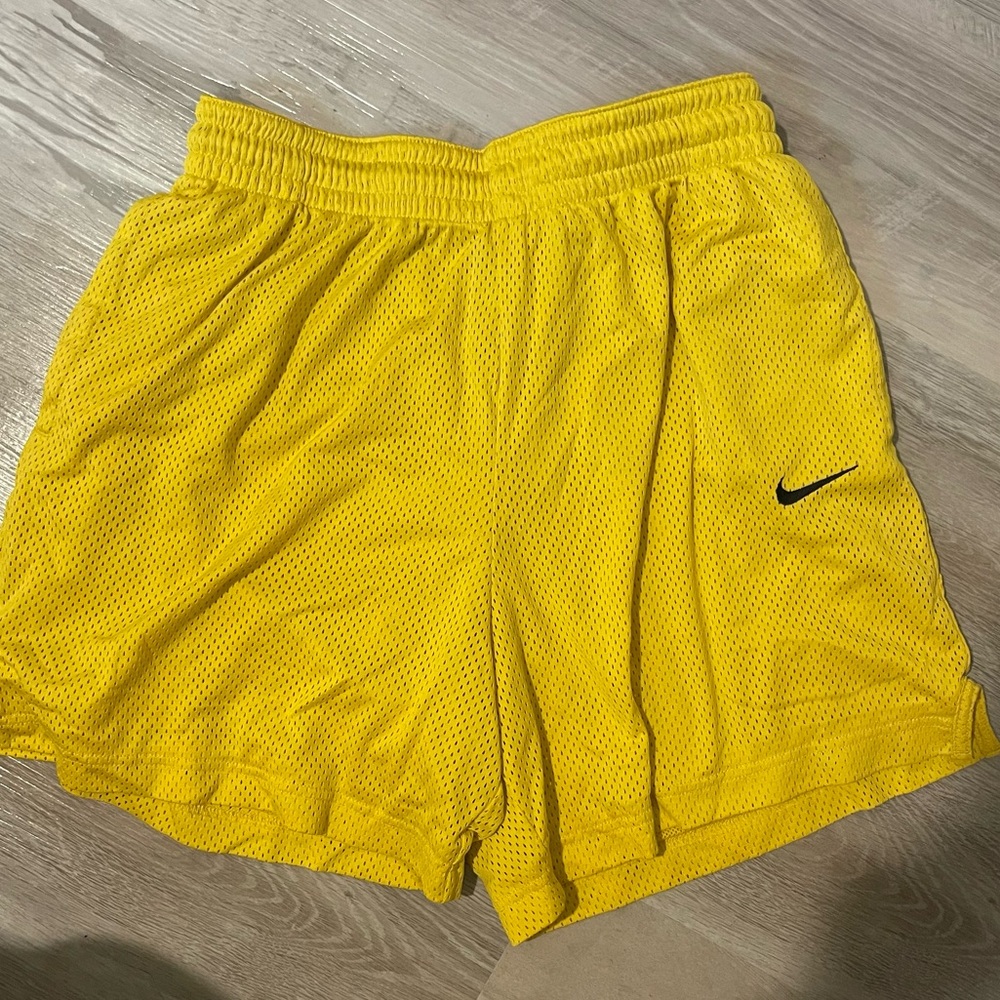 NIKE Sportswear Gym Authentic Mesh Shorts Yellow Jersey